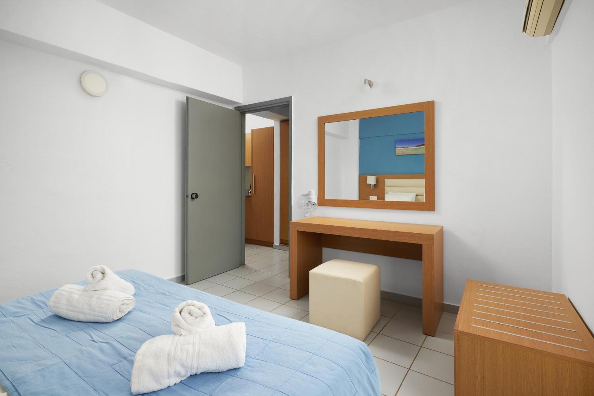 Acropolis Apartments Hersonissos  Dış mekan fotoğraf