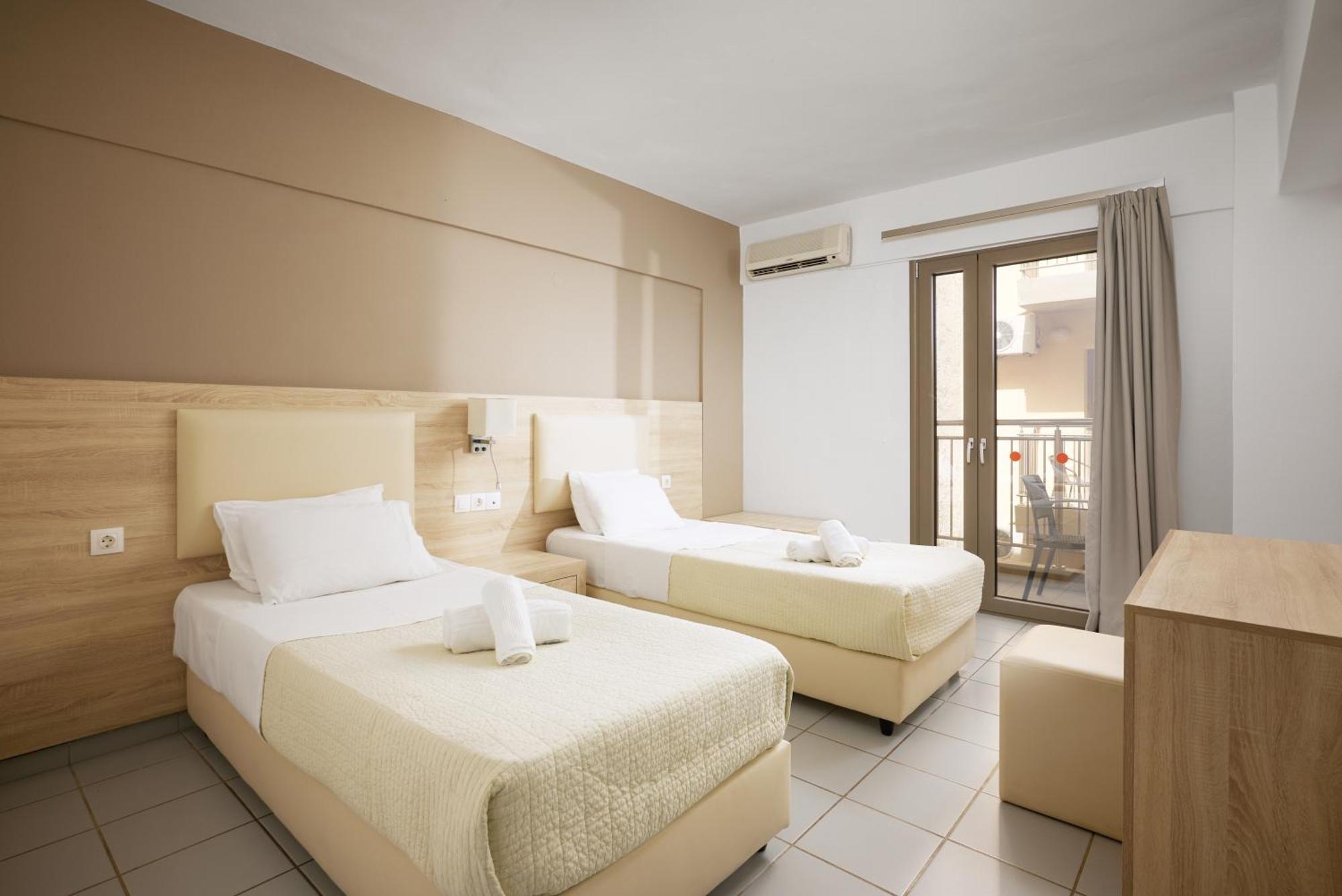 Acropolis Apartments Hersonissos  Dış mekan fotoğraf